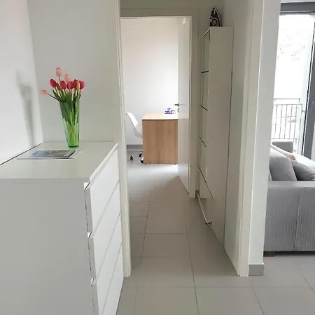Modern Top-floor With Terrace, Ac & Free Private Secured Parking Апартаменты
