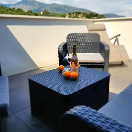 Modern Top-floor With Terrace, Ac & Free Private Secured Parking Апартаменты Рокебрюн — Кап-Мартен